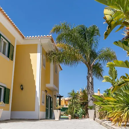 Dream With Private Pool Villa